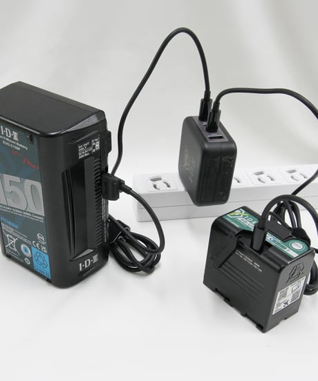 USB PD充電器　UC-PD3 (税込み定価￥9,790)