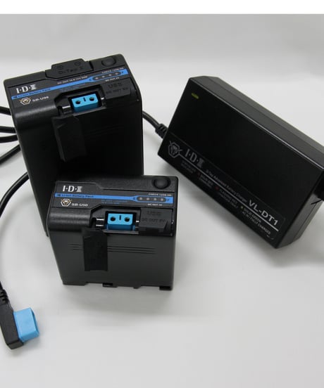 D-Tap Advanced充電器　VL-DT1 (税込み定価￥13,200）