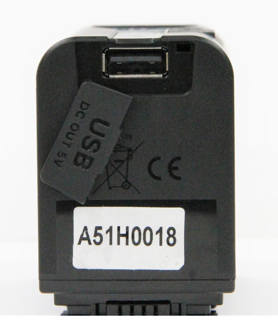 638551ed4ff8c24e239233e7