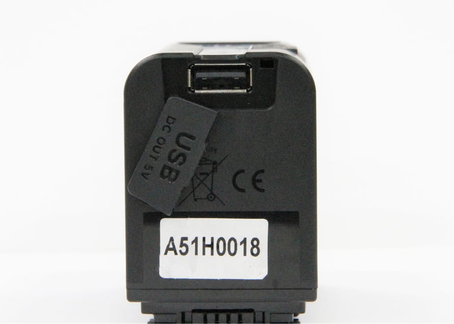 638551ed4ff8c24e239233e7