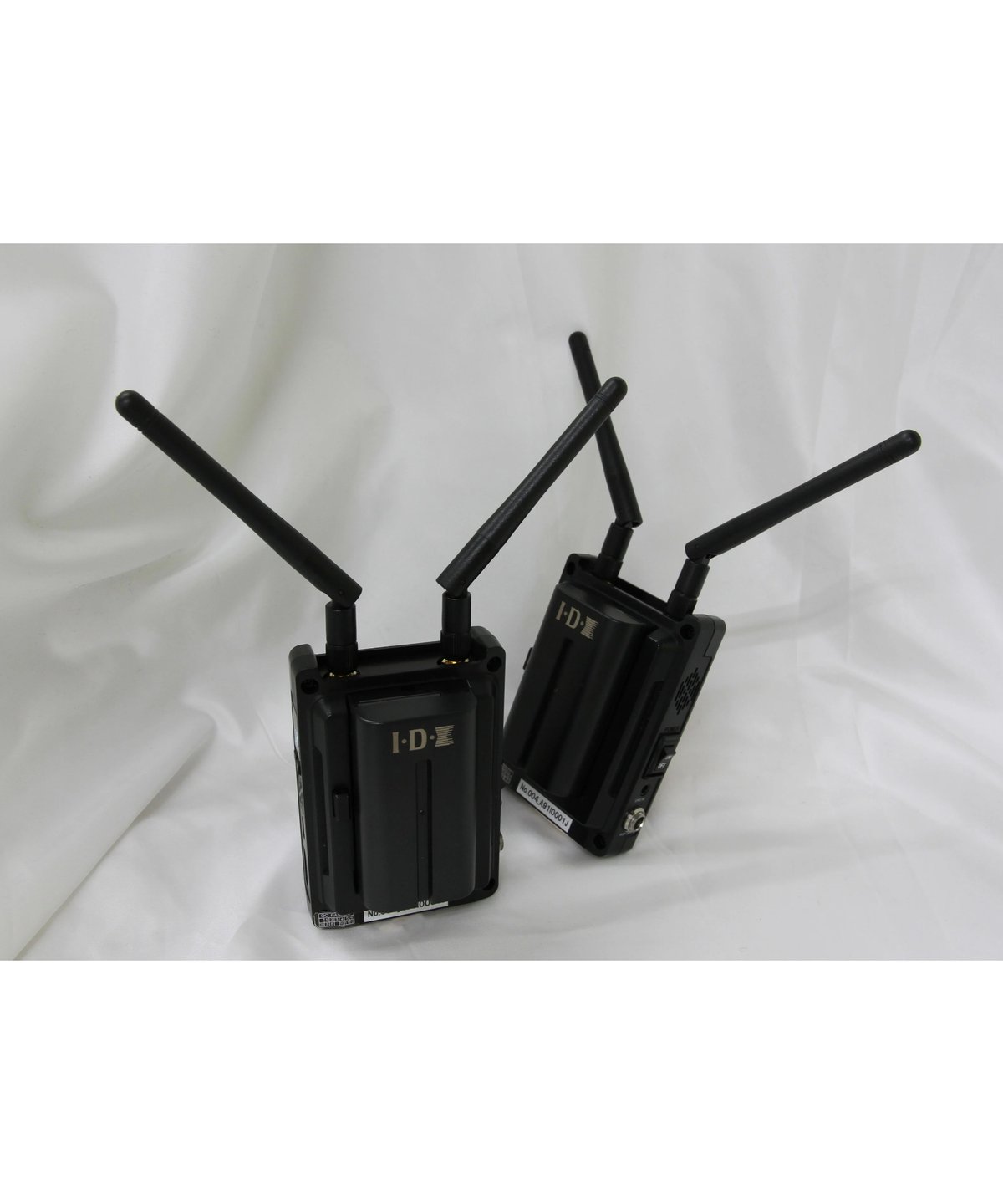 a7R2 ボディー&バッテリー×3＆SD 撮影枚数4734枚！本日限定価格！ a7R2 ボディー&バッテリー×3＆SD 撮影枚数4734枚！本日限定価格！