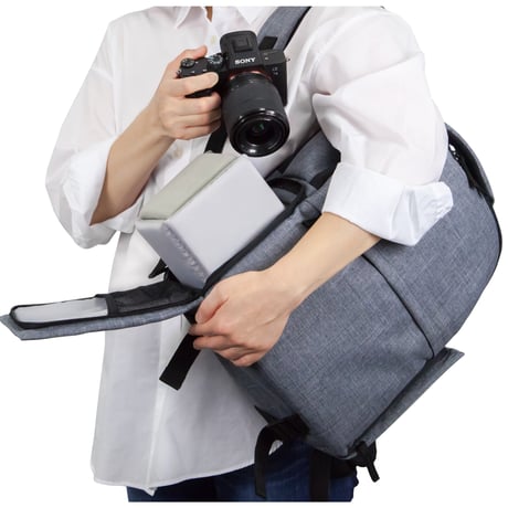 Libec　Urban CamBag 12　小型一眼レフカメラ用カメラバッグ(税込み定価￥12,760)