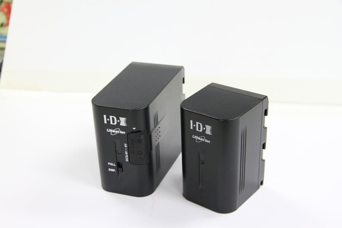 37Wh（7.4V/4,900mAh） 7.4Vタイプリチウムイオンバッテリー SSL