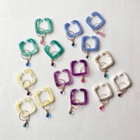 スクエア イヤーカフ しずくチャーム付き