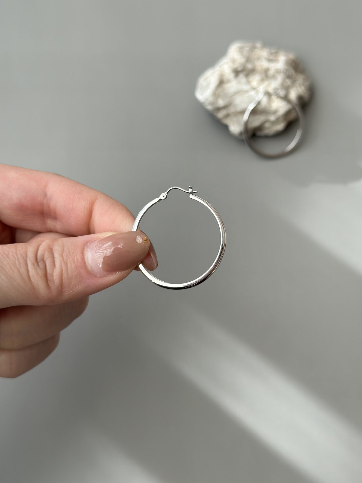 限定】フープピアス(大)/ホワイトゴールド/K10 | peau_jewelry 限定】フープピアス(大)/ホワイトゴールド/K10 | peau_jewelry