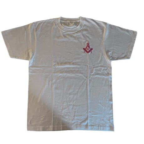 フリーメイソン　E2　Tシャツ　WHITE　ピンク刺繍