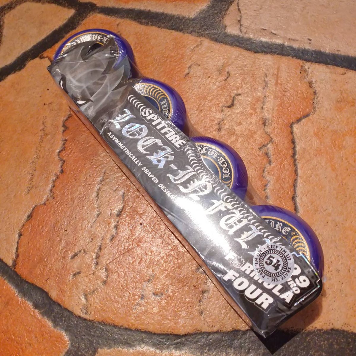 SPITFIRE FORMULA FOUR LOCK IN FULL 99A 54MM | F