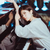 MONA SHIMA
