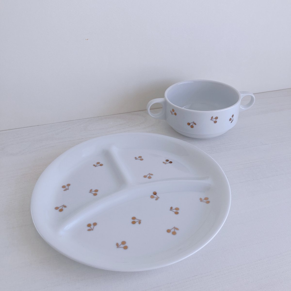 さくらんぼ食器2点セット | Aya