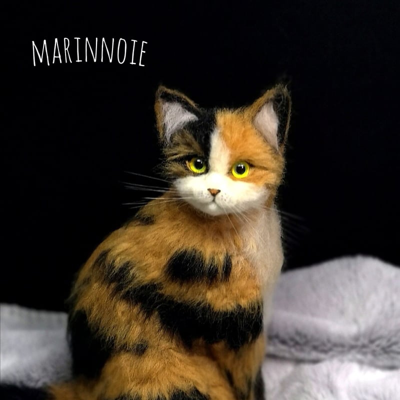 羊毛フェルト 三毛猫～お座りポーズ | まりんの家
