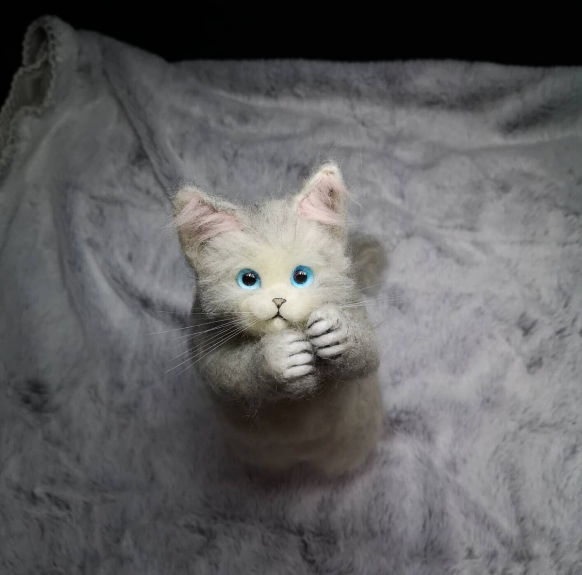 羊毛フェルト 三毛猫～おねだりポーズ | まりんの家