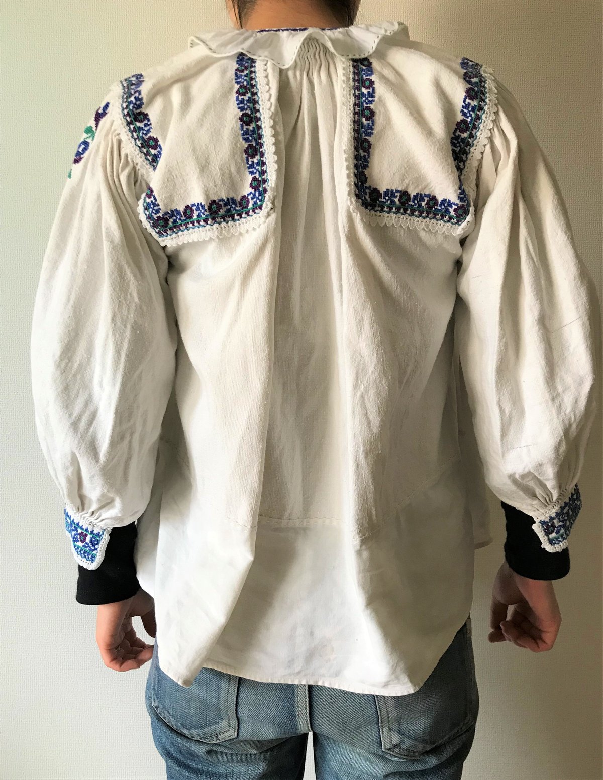 ルーマニア トランシルバニア 刺繍ブラウス | FolkCostumes and Rugs