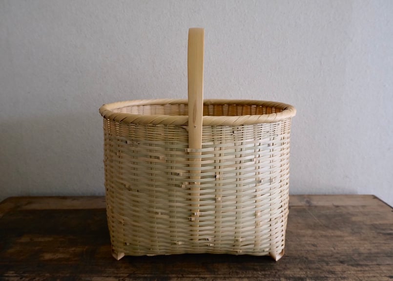 竹籠 煤竹花籠 前田竹房斎 ｜Collections｜Japanese Sculpture Next 100