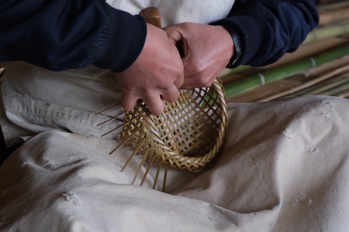 人気竹細工の東　浩章さんの 竹のトレーです。 東 浩章 竹籠（買い物籠）/ Bamboo Shopping Basket | 月花 onli