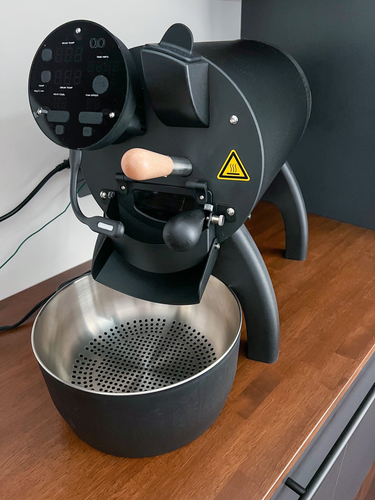 焙煎機「Aillio Bullet R1-V2」 | Grio Coffee Roastery