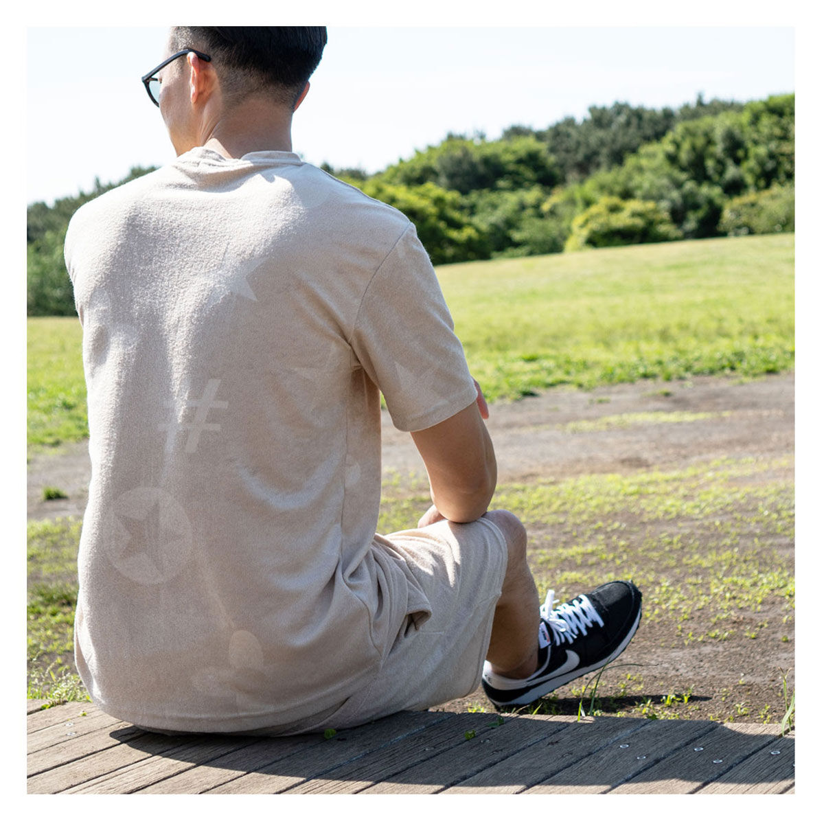 国内未入荷 COTTWEILER Glaze Tシャツ ベージュ モチーフ柄 型押し パイル生地 Tシャツ/ベージュ(全3色) | denim