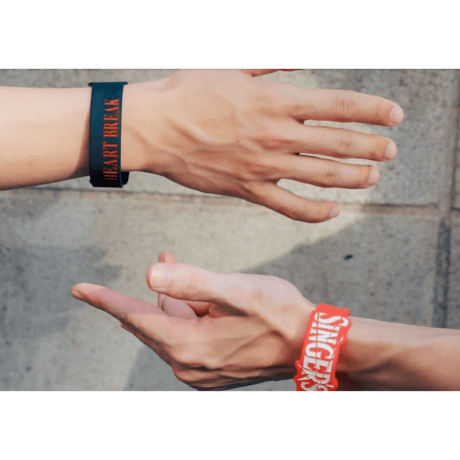 HeartBreak Rubber Band(Black/Burgundy)