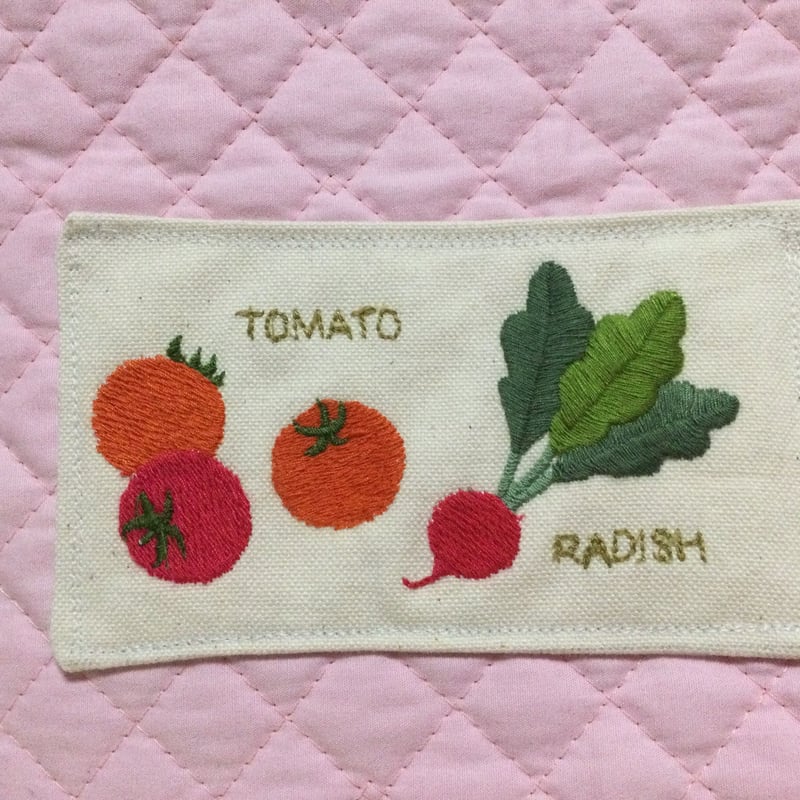 刺繍のバッグ (カントリーキッチンとミッフィー柄) | みことばミシン