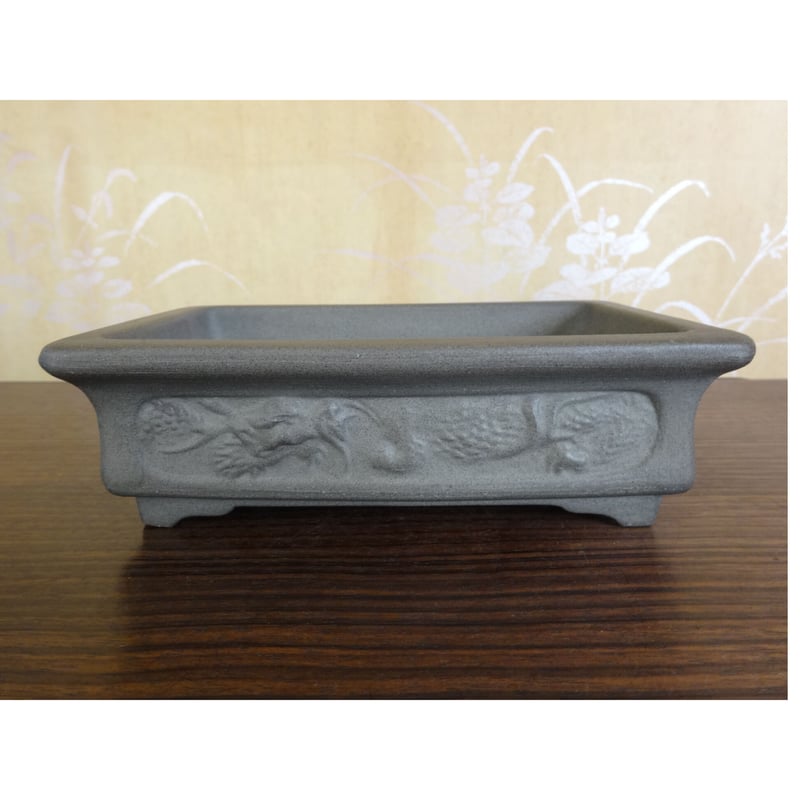 山之衣梅甫 灰泥額入龍図外縁段足長方鉢 | 盆栽鉢のお店 