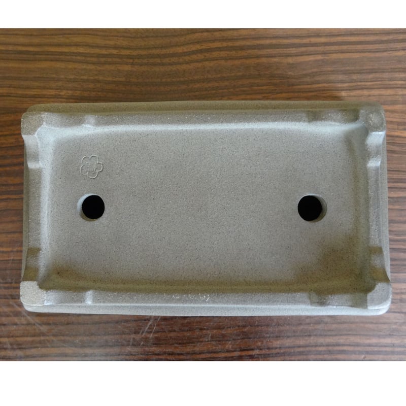 山之衣梅甫 灰泥額入龍図外縁段足長方鉢 | 盆栽鉢のお店 