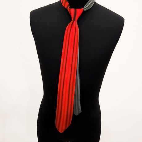 デザインネクタイ　RED DRAPE〔NEW〕