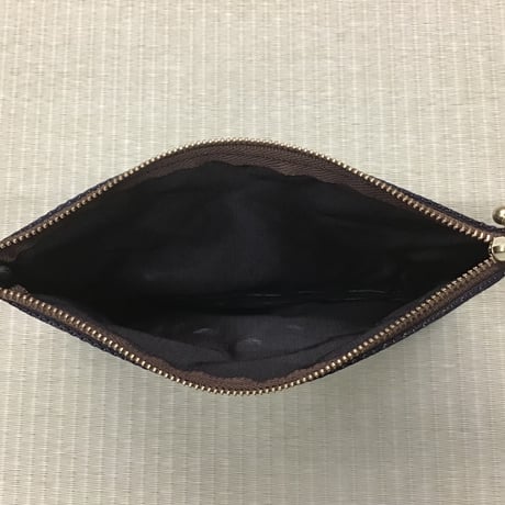 [畳縁]鯔背　立涌に縞と梅　紺　ぺたんこポーチ