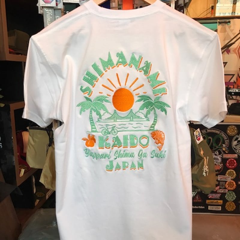 やっぱり島が好き刺繍Tシャツ(ホワイト)バックオーダー やっぱり島が好き刺繍Tシャツ(ホワイト)バックオーダー