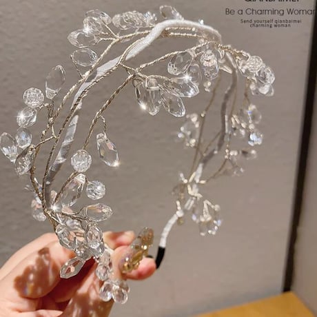 ヘアアクセサリー ヘアアレンジ ヘアバンド カチューシャ 洗顔用バンド ビース きらきら