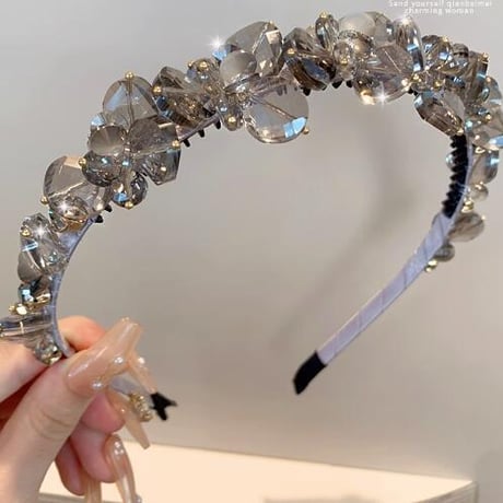 ヘアアクセサリー ヘアアレンジ ヘアバンド カチューシャ 洗顔用バンド ビース きらきら