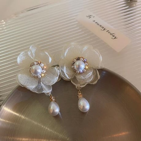 ファッション小物 レディース ピアス ジュエリー ハンドメイド  飾り物 上品 フラワー