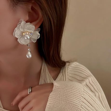 ファッション小物 レディース ピアス ジュエリー ハンドメイド  飾り物 上品 フラワー