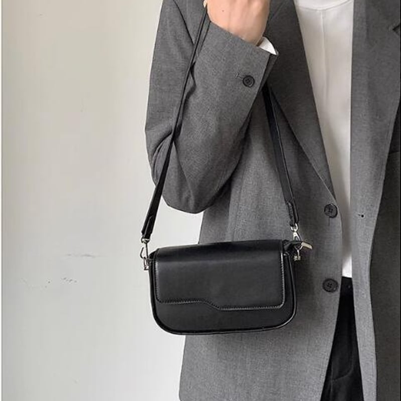 NAOTO SATOH ショルダーバッグ サコッシュ ブラック ユニセックス NAOTO SATOH ｽｸｴｱﾎﾞﾃﾞｨﾊﾞｯｸﾞ ﾌﾞﾗｯｸ NS1304: TORIYOSE | HANEDA