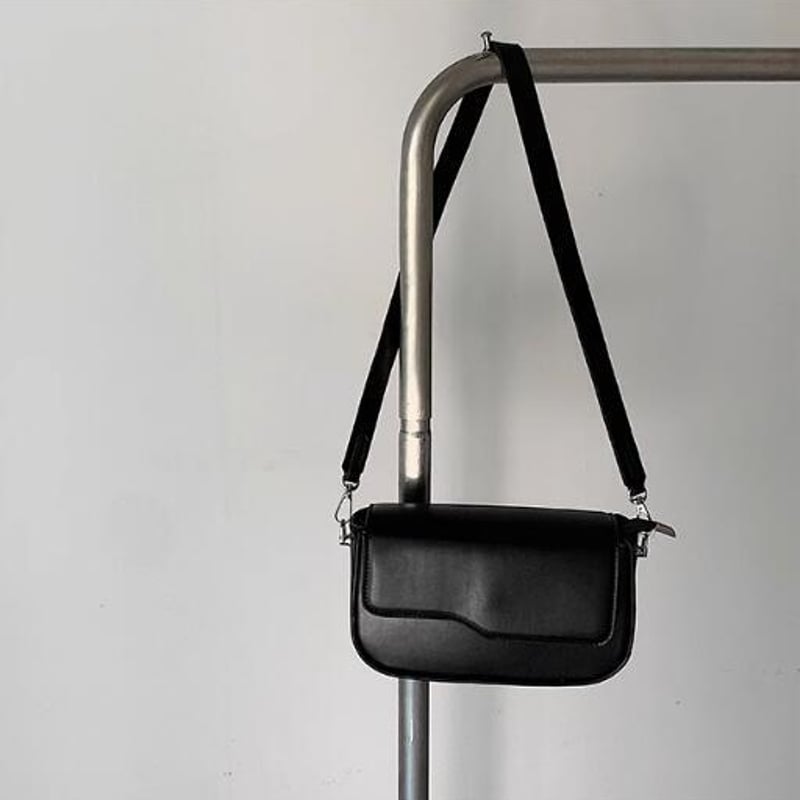 NAOTO SATOH ショルダーバッグ サコッシュ ブラック ユニセックス 2025年最新】ナオトサトウの人気アイテム - メルカリ