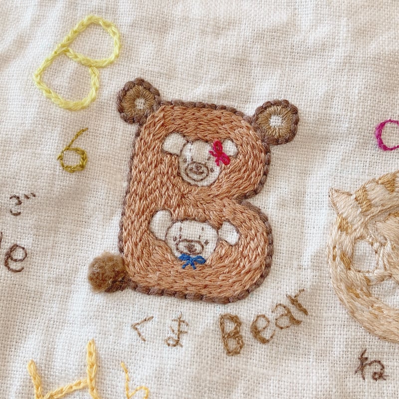 B』 ふたりは くま bear   刺繍図案データ商品 | 刺繍雑貨店『ma-ni』
