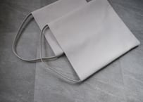 vie L：light gray
