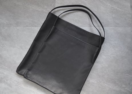 vie L：black