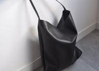 vie L：black