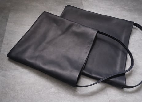 vie L：black