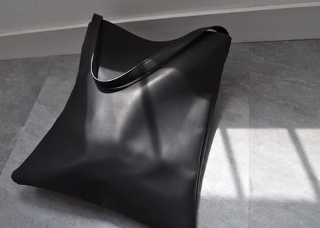 vie S：black