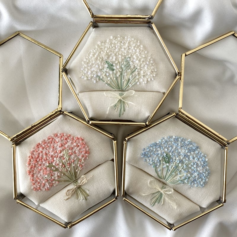 リングピロー№037 かすみ草 - ホワイト - | ネルネルテルネ