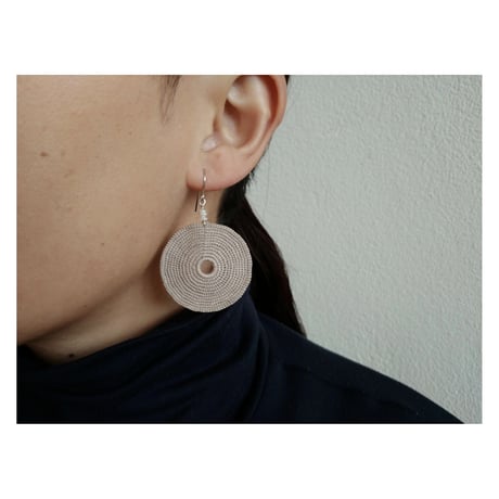 水紋ピアス