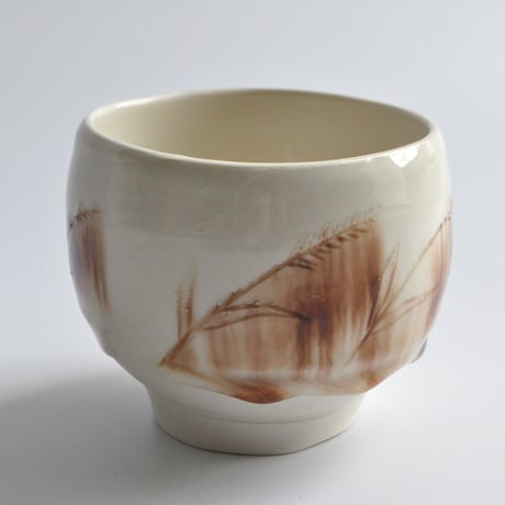 皆川 明 作　硝子釉線刻文茶盌 『wind drops』