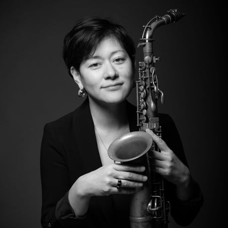 内田鋼一氏作 白釉カップとソーサーセット 内田鋼一氏作 白釉カップとソーサーセット 美術品・アンティーク