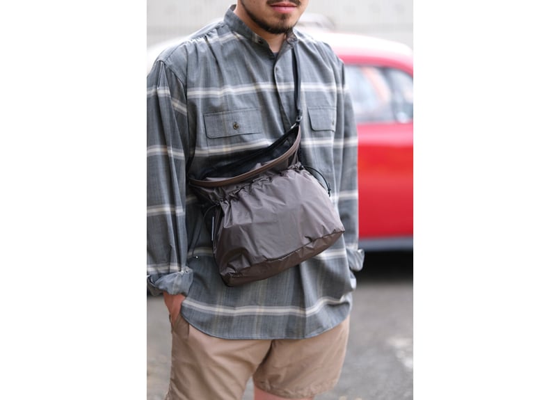 BROWN by 2-tacs】Big sacoche / Gray | YAMANAMI