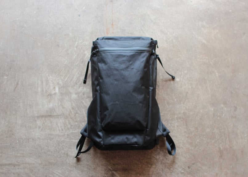 お値下げ！MINIMALIGHT ミニマライト　リュックバックパック　黒 ORDINARY PAC • MINIMALIGHT