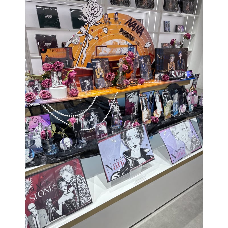 NANA ナナ　中国限定 上海店　バッジ　コレクション　セット NANA ナナ 中国限定 上海店 バッジ コレクション セット 大崎