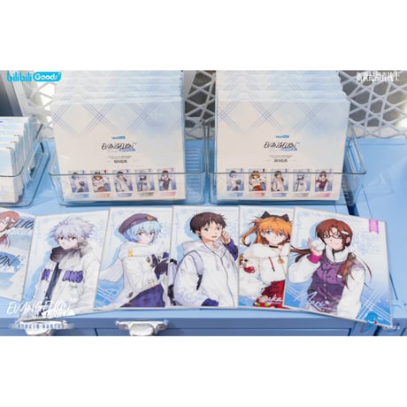 【新世紀エヴァンゲリオン × Bilibili Goods】EVANGELION 中国期間限定 POP UP「Falling in Winter」トレーディング グリッター 色紙（全5種）