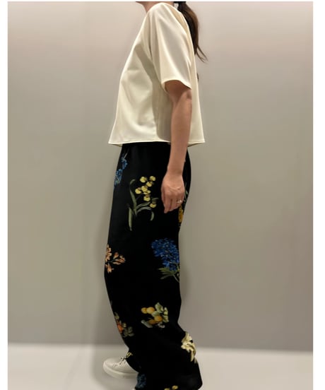 BOX tee