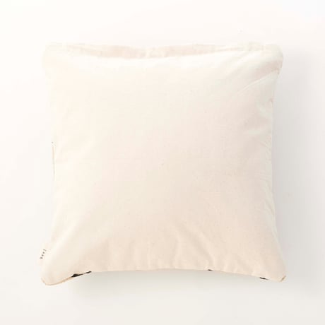 beej_ Woven line Cushion cover_white
