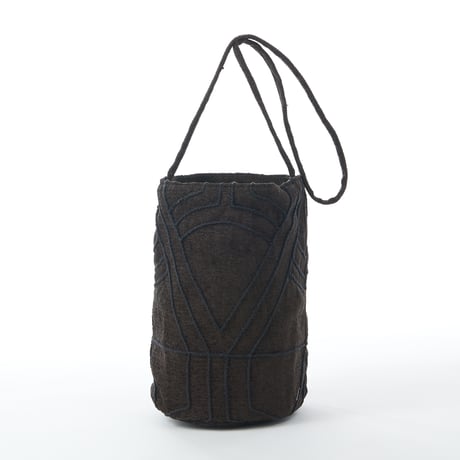 beej_dolly emb tubebag#BROWN